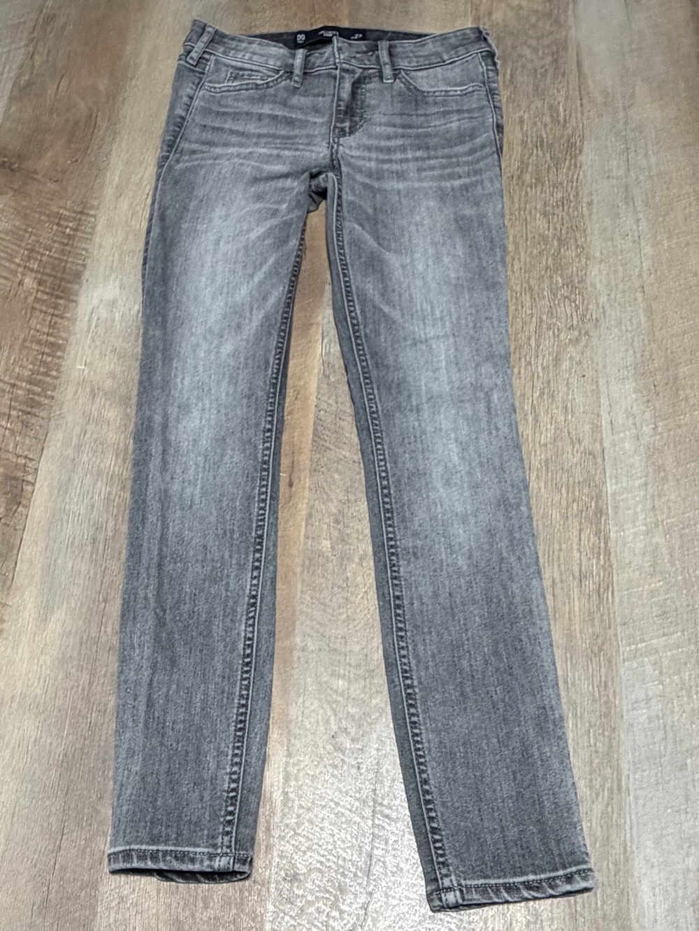 Hollister Skinny Jeans | Grey Washed | Size 00